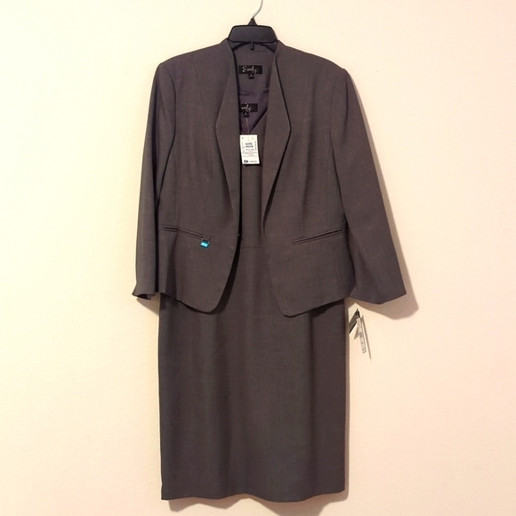 Emily Women's Grey 2 piece Jacket Dress. Size 12. - Picture 1 of 15